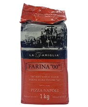 Load image into Gallery viewer, La Famiglia Farina &quot;OO&quot; Soft Wheat Flour 1kg

